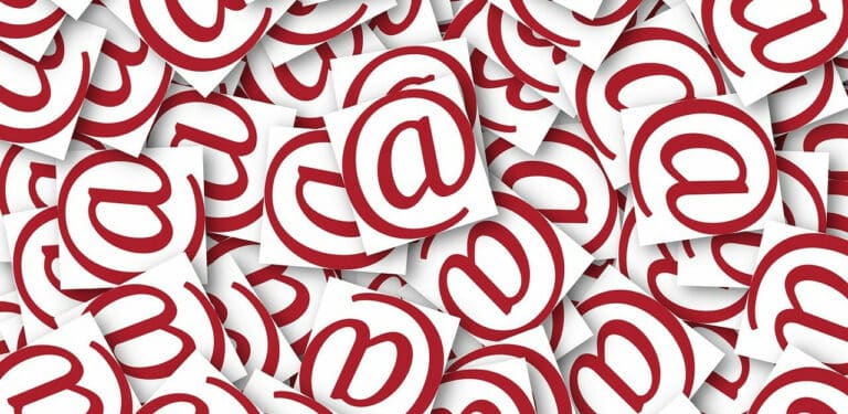 Jak ve WordPressu deaktivovat rozesílání emailů o ztraceném/změněném heslu