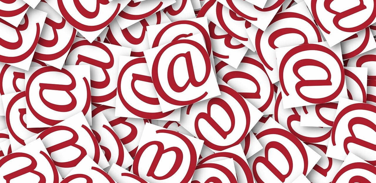 Jak ve WordPressu deaktivovat rozesílání emailů o ztraceném/změněném heslu