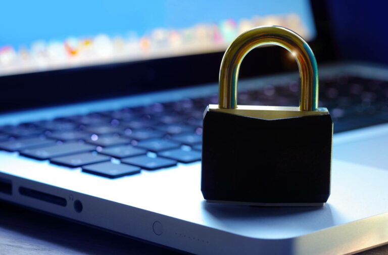 Braňte se proti útoku hrubou silou s BruteProtect