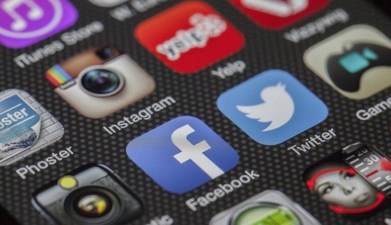 Jak nastavit jiný náhledový obrázek pro sdílení na sociálních sítích (Facebook, Twitter)