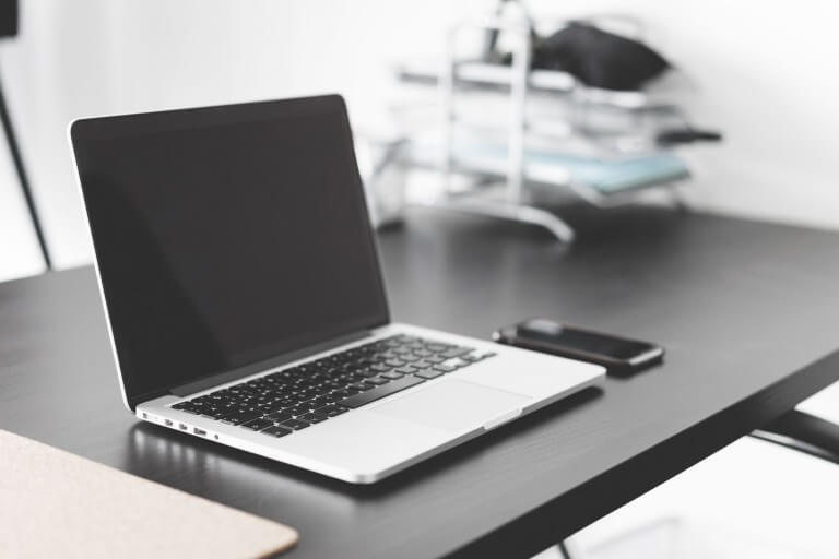 Jak koupit doménu a hosting pro WordPress stránky