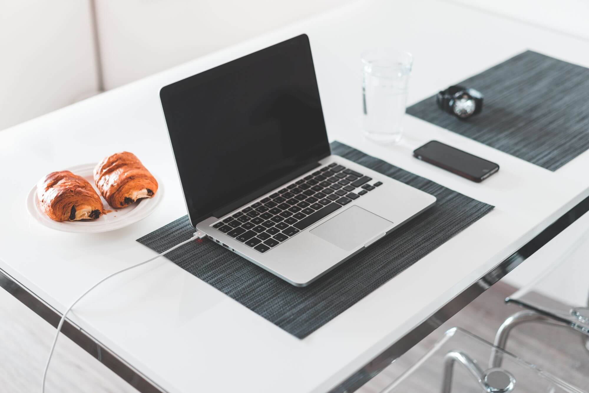 Jak u podstránky odstranit z URL slug nadřazené stránky